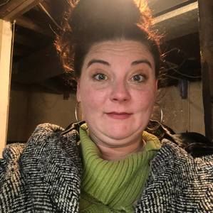 Meet your Posher, Elizabeth